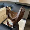 Bolsas Bolsa Transversal Feminina 2023 Nova Outono e Inverno Grande Capacidade Design de Nicho Retro Ombro Bolsa Bolinho