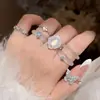 Fresco e radiante! Anel de dedo indicador borboleta oval flor zircônia nicho alta qualidade joia de mão moda luxo leve para mulheres