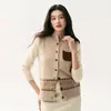 Nueva colección de otoño: Chaleco de mezcla de cachemira y lana con bolsillos, con un patrón jacquard retro, diseño en capas, estilo sin mangas, colores contrastantes y ribete de encaje