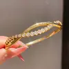 Pulseira com Fivela de Encaixe em Forma de Cobra Banhada a Ouro Real 18K Moda Retrô Pulseira Elegante Luxo Acessível Joias de Alta Qualidade para Mulheres