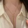Colar Estrela Cintilante Cheio de Diamantes Estilo Medieval Luxo Leve Alta Qualidade Escama de Peixe Cruz Empilhado Pingente Corrente de Clavícula para Mulheres