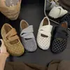 Zapatos de mujer versátiles estilo coreano de moda 2026, nuevos, para aumentar la altura, sin cordones, suela blanda, con elegante diseño de lunares, para uso en exteriores