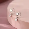 Pendientes de Corazón Dulces y Elegantes para Mujer, Pendientes de Aro Elegantes Versátiles Simples y de Moda, Accesorios para Orejas de Nicho Estilo Ins Tendencia