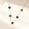 Collar de Acero Inoxidable Trébol de Cinco Hojas Degradado, Cadena Versátil de Suéter de Lujo Ligero, Cadena para Clavícula, Joyería Transfronteriza de Acero de Titanio