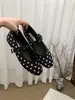 Mocassins brancos Pillow Crane com sola ultrassuave e bolinhas para mulheres, novo modelo primavera e outono 2026, sapatilhas Mary Jane planas com tira de fivela