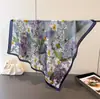 Lenço Quadrado Estampado Imitação de Seda Gradiente Primavera e Verão, Xale, Lenço de Pescoço, Lenço de Pescoço de Alta Qualidade, Lenço Quadrado Pequeno, Lenço de Cabeça, Lenço de Seda, Lenço para Mulheres
