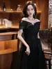 Vestido de Noche 2026 Nuevo Elegante Negro Hombros Descubiertos Noble Vestido de Anfitriona Largo Ajustado