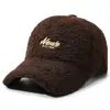 Gorra de Béisbol Cálida de Lana de Cordero Nueva para Otoño e Invierno para Mujer, Gorra Versátil de Estilo Coreano Bordada con Letras que Hace que la Cara Parezca Más Pequeña, de Moda