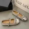 Zapatos Mary Jane transpirables de malla de un solo tirante estilo francés para mujer, nuevo modelo primavera 2026, zapatos de ballet versátiles de corte bajo con lazo