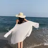 2020 Nuevo Estilo Vacaciones en la Costa de Tailandia Cárdigan Ligero Elegante de Gasa Plisada de Longitud Media Holgado Delgado Ropa Protectora del Sol para Mujer