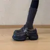 Mocasines de piel de vaca con tacón grueso de 6 cm, detalle de hebilla, punta redonda, suela gruesa, estilo retro, versátiles y tachonados