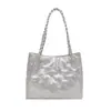 Bolsa Tote de Exportação Outono e Inverno 2025 Bolsa Tote Grande e Elegante Bolsa de Ombro Moda para o Dia a Dia Bolsa de Mão Simples