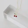 Collar de cereza cereza chapado en oro para mujer, exquisita cadena de clavícula, regalo del Día de San Valentín, temperamento de chica, versátil, personalidad, simple