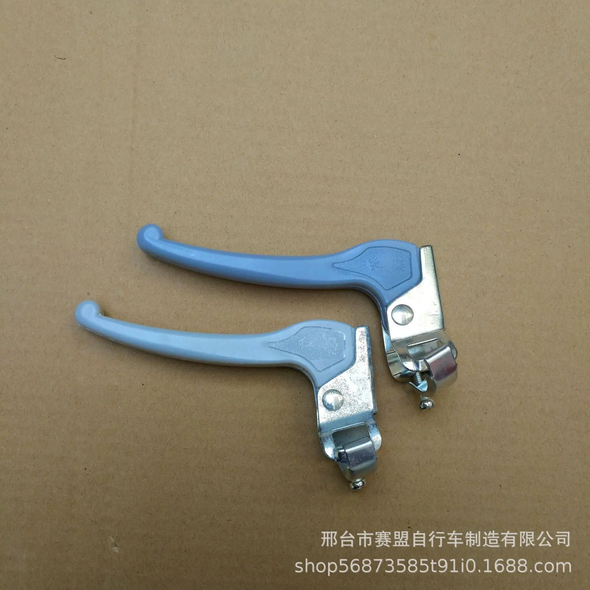 红旗灰闸把1.jpg