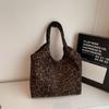 Bolso Leopardo Super Caliente Bolso Tote de Moda de Gran Capacidad Bolso de Hombro de Moda Nuevo para Mujer Otoño e Invierno 2025