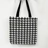 Bolsa de Ombro Xadrez Pied-de-poule Preto e Branco Grande Capacidade Moda Versátil Simples Casual Bolsa para o Dia a Dia Bolsa de Lona para Mulheres