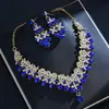 Conjunto de Joyería Versátil de Aleación Estilo Europeo y Americano con Diamantes para Novias, Diseño de Nicho con un Toque de Lujo, Collar y Pendientes de Lujo Ligero