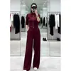 Conjunto Esportivo Elegante com Gola Alta para Mulheres, Estilo Elegante de Outono, Jaqueta Curta Vinho com Calça Wide Leg, Conjunto Casual de Duas Peças