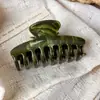 Presilha de garra vintage para cabelo de outono para mulheres, presilha de tubarão para cabelos finos, presilha de cabelo de tamanho médio estilo coreano para a parte de trás da cabeça, acessório de cabelo