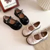Zapatos para niñas, zapatos de cuero de moda infantil, nuevo modelo de otoño 2026, suela suave, antideslizantes, bailarinas dulces de princesa con lazo