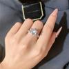 Anillo de moissanita de imitación en vivo de red roja parlanchina transfronteriza para mujer 1 quilate seis garras anillo de boda fábrica venta al por mayor joyería de comercio exterior