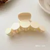Color Café con Leche Estilo Ins Pinza de Tiburón Grande Accesorios de Cabello de Gama Alta para Mujeres Pasador Mate Pasador Lindo Venta al por Mayor