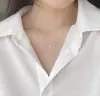 Cadena de suéter plata mujer W cadena de clavícula de lujo ligero nicho mujer accesorios de nuevo diseño otoño e invierno 2021