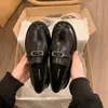 Sapatos Loafers Femininos Couro Macio Salto Bloco Estilo Nicho para o Dia a Dia 2026 Primavera e Outono Estilo Francês Preto Estilo Britânico Sapatos de Couro