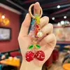 Llavero Creativo y de Moda con Bloques de Color y Cuentas, Totalmente Cubierto de Pedrería, Diseño de Fresa 3D, Lindo y Dulce, Accesorio de Alto Valor para Bolsos de Niñas