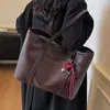 Bolsas Personalizadas de Gran Venta 2025 Nuevas Bolsas Transfronterizas Bolso de Hombro para Viajar Bolso Tote para Mujer de Gran Capacidad con Textura de Axila