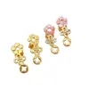 Novos Brincos da Série T com Incrustação de Madrepérola, Delicados e Elegantes, Brincos em Formato de Flor, Brincos Versáteis para Mulheres para Roupas de Trabalho