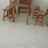 Conjunto de Mesa e Banquetas com Superfície Carbonizada, Mesa de Jantar em Madeira Maciça, Mesa e Cadeiras para Café da Manhã Fast Food, Mesa e Cadeiras para Restaurante, Lanchonete, Madeira