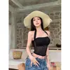 Top de Tirantes Negro de Encaje Patchwork con Cuello Halter y Almohadillas en el Pecho, Estilo Ajustado Sexy y Moderno para Mujer