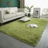 Alfombra de Pelo de Seda de Color Sólido Transfronteriza Alfombra Sencilla para Mesa de Café de Sala de Estar Alfombra Completa para Mesita de Noche de Dormitorio Alfombra de Pelo Largo PVpile Felpudo