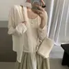 ¡Foto real de la nueva colección otoño 2026! Conjunto de dos piezas: camisola de color liso + blusa sencilla con bufanda