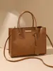 Bolsa de Mão Simples Bordada com Linha Bolsa Casual 2026 Primavera Simples Clássica Bolsa Tote Acolchoada Bordada Bolsa de Mão Tecida Personalizada