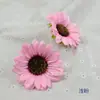 Flor de Girasol de 10 cm Flor de Girasol Pequeña Artificial Flor de Muñeca Danzante Tocado Regalo del Día del Maestro Decoración para Sombrero DIY