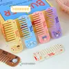 Peine para el Cabello con Estampado de Dibujos Animados de Macaron, Alto Atractivo Estético, Peine de Dientes Anchos Femenino, Peine Desenredante Portátil, Peine Pequeño