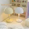 Lámpara de Mesa para Estudiantes Aprendizaje Color Caramelo Forma de Medusa Iluminación de Escritorio para el Hogar Adorno Pequeño Mini Lámpara de Mesa