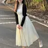 Vestido Branco de Verão Novo Estilo Francês com Alça Fina para Mulheres, Comprimento no Joelho, Emagrecedor, Elegante Vestido de Comprimento Médio para Figuras Baixas, Moderno