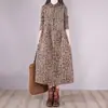 Vestido de Invierno 2026 Estilo Coreano Nuevo de Longitud Media Holgado Artístico Casual Cómodo Acolchado Grueso de Algodón y Lino Floral