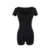 Macacão Bodycon Justo com Decote U Grande e Manga Curta Estilo Americano Garota Sexy Apimentada Primavera/Verão 2026 Novo Fechamento Frontal com Botão Ajuste na Cintura