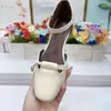 Sandalias de moda de punta cerrada 2026 nuevo estilo de verano tacón grueso de una correa sin espalda zapatos de tacón alto sandalias Mary Jane huecas