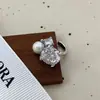 Clip para Hélice de Oreja de Bombilla Pequeña Sin Perforar las Orejas, Pendientes de Zirconia Portátiles para Mujer, Gama Alta, Lujo Accesible, Pendientes de Perla, Clips para Orejas