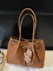 Bolsa Grande Capacidade Transfronteiriça para Mulheres 2026 Nova Moda de Inverno Versátil Bolsa de Ombro Roupas Casuais de Trabalho Bolsa Tote Simples