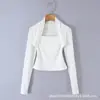 Conjunto de Duas Peças: Blusa Manga Longa Gola Quadrada 'French Pure Desire' + Saia Evasê Vazada - Traje Slimming Cintura Marcada Estilo Coreano