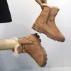 Botas de nieve antideslizantes para mujer, nuevo modelo de invierno 2026, cálidas de pelo de conejo, forradas de felpa, botas cortas engrosadas con cremallera lateral, botas de algodón del Noreste