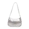 Bolsa Quadrada Pequena Fresca Doce para Segurar na Mão Atacado Bolsa Feminina Outono 2026 Nova Bolsa de Ombro Único Elegante com Bolinhas Bolsa de Ombro Único para o Trabalho Bolsa de Axila