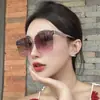 Óculos de Sol Modernos Sem Aro com Borda Cortada para Mulheres, Anti-UV, Estilo Moderno e Simples, Mesmo Modelo do Xiaohongshu 8106Uv400