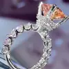 Zhenrong temu venda quente transfronteiriça anel de diamante moissanita simulação feminino micro cravejado todo diamante quadrado almofada anel de diamante champanhe atacado feminino